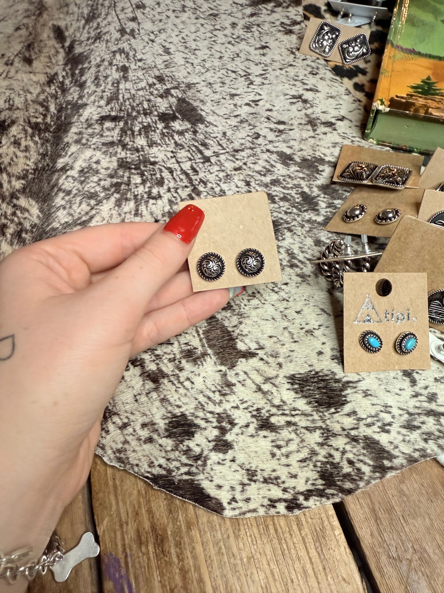 Small Circle Tooled Studs