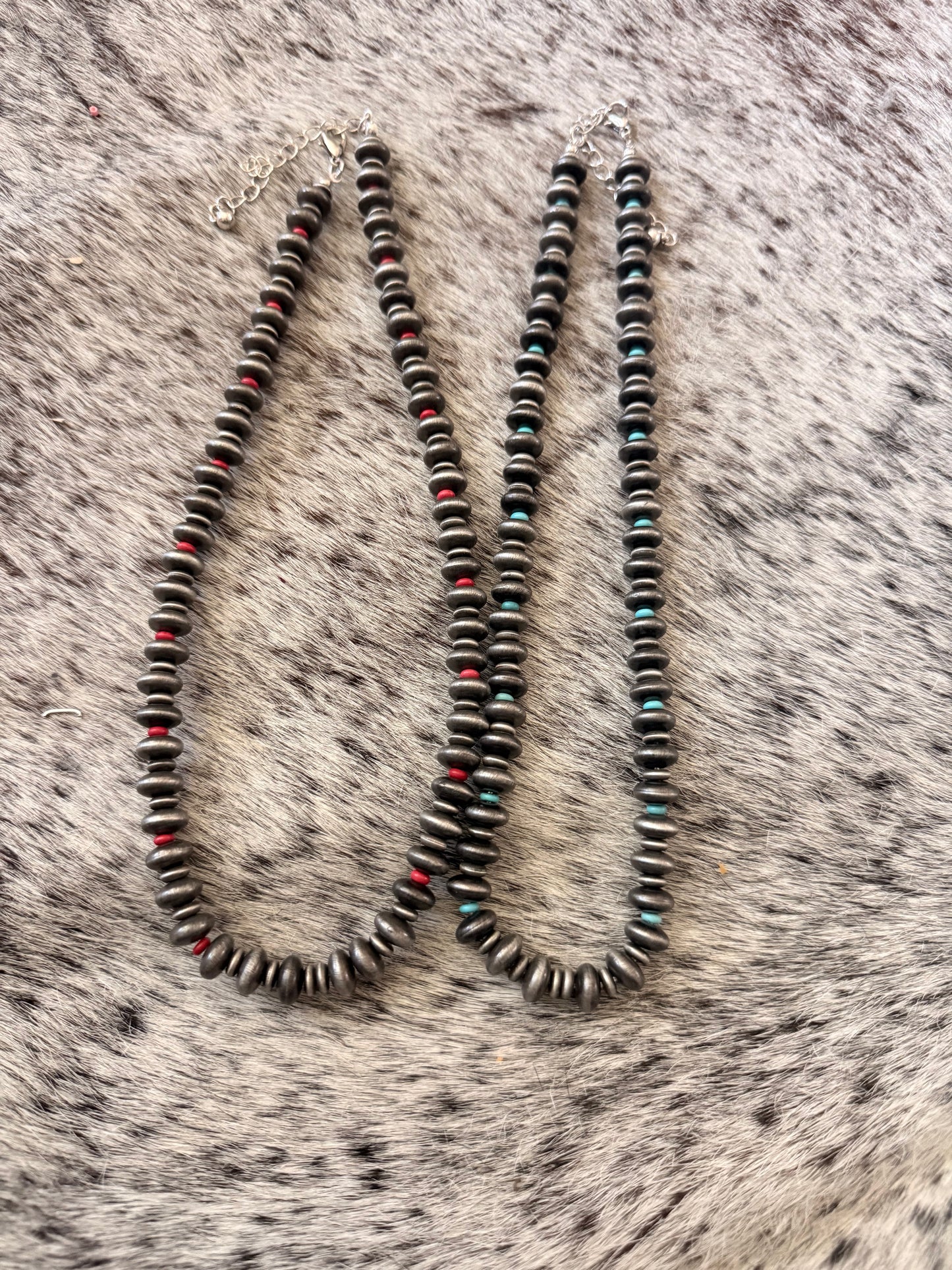 Color and Saucer Necklace
