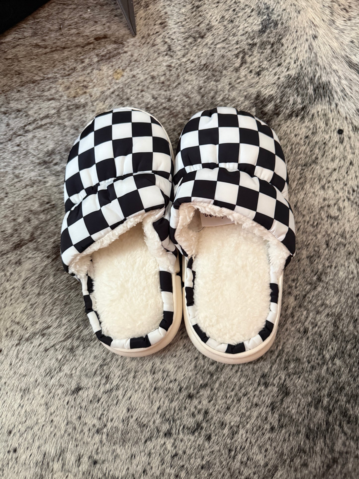 Checkered Cozy Slippers