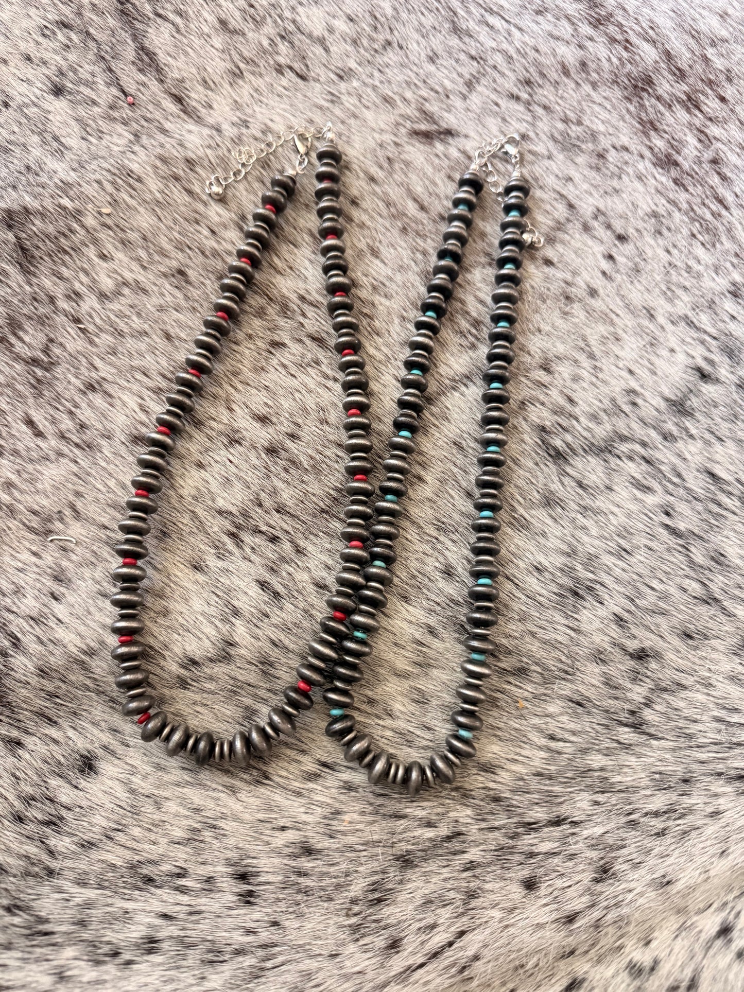Color and Saucer Necklace