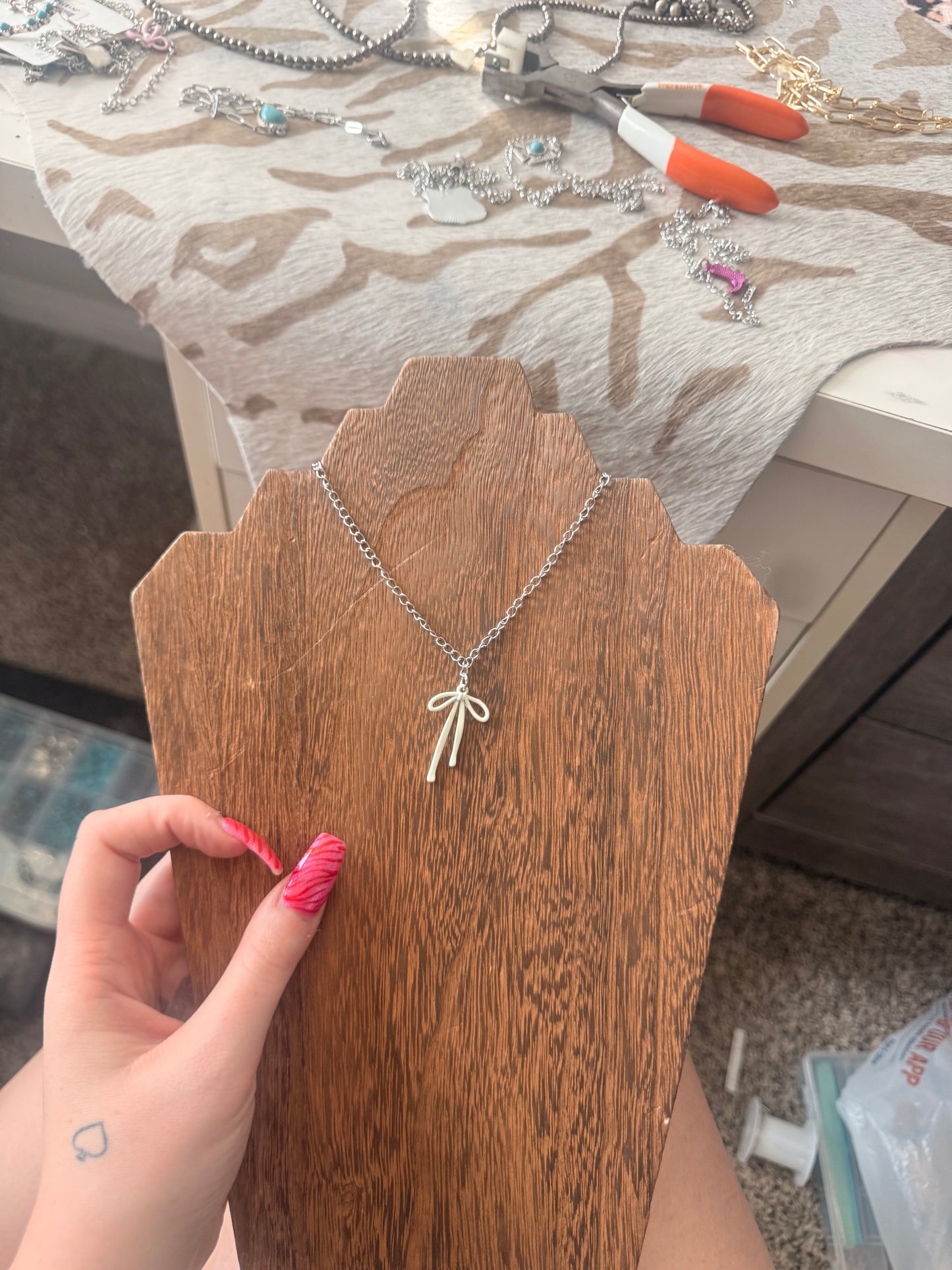 White Bow Necklace