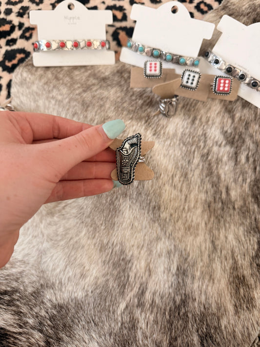Pew Ring