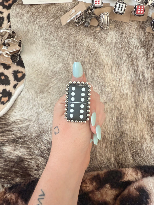 Big Dominio Ring