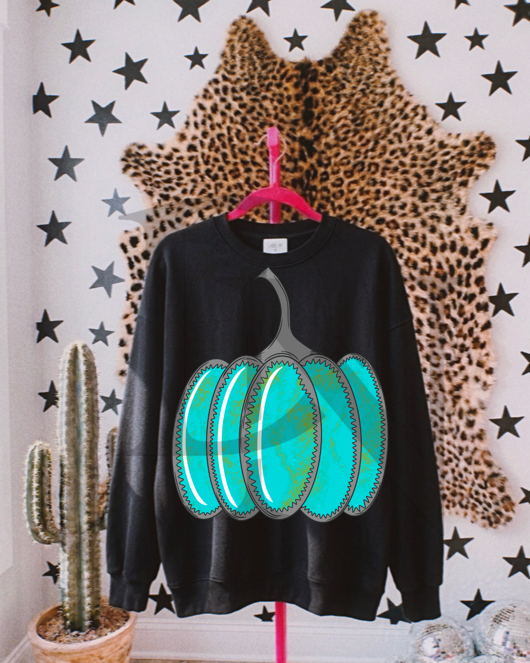 Turquoise Pumpkin tee