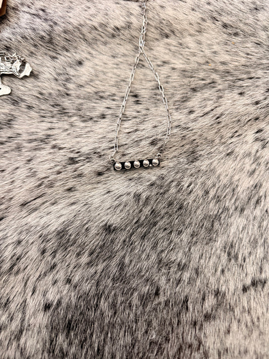 Half Dot Small Bar Necklace