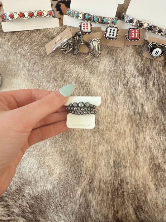 Gray Pearl Rings