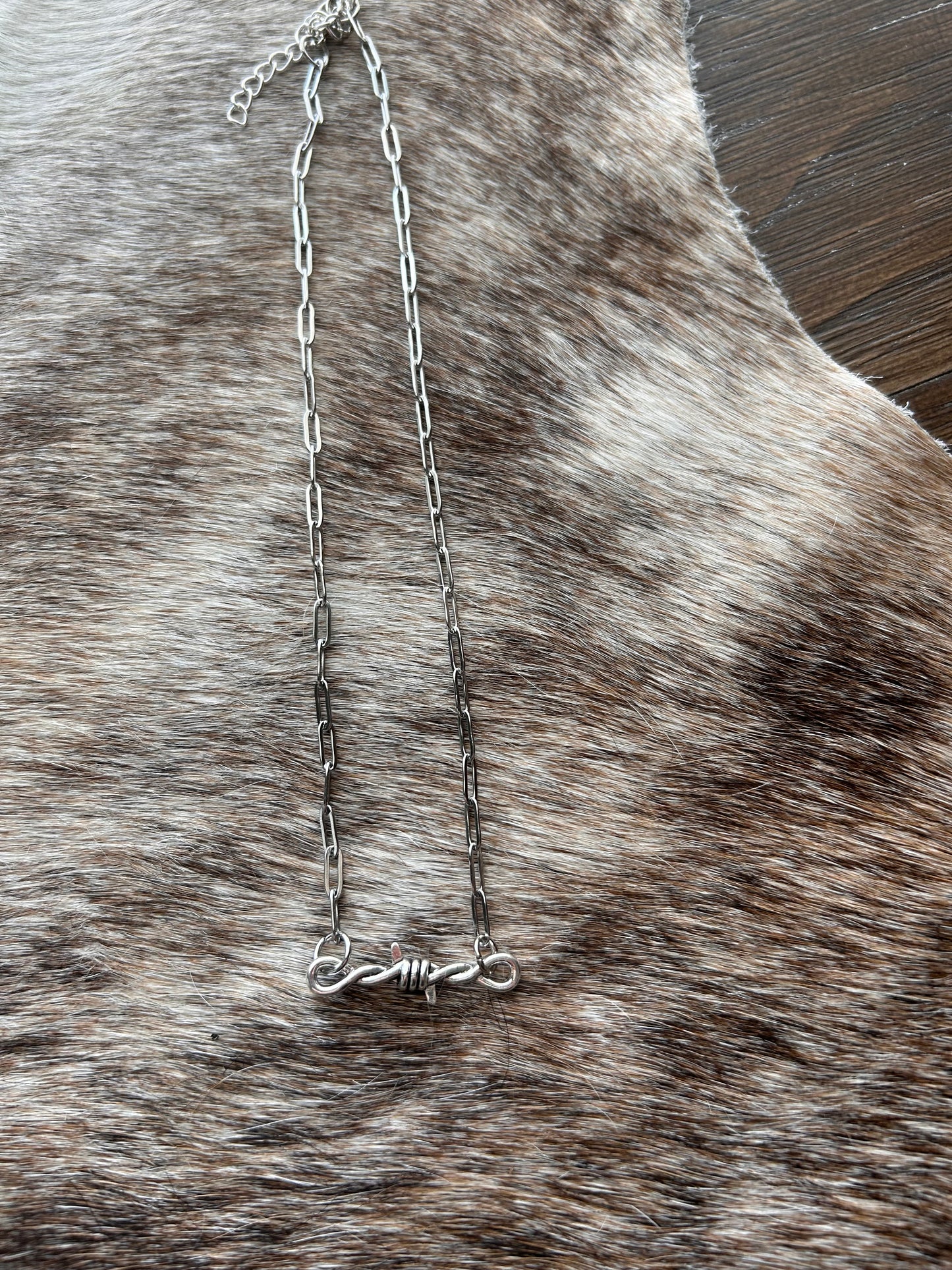 Regular Barbwire Necklace (PC)