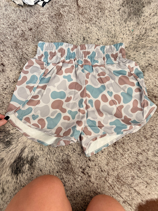 Bottom Land Shorts