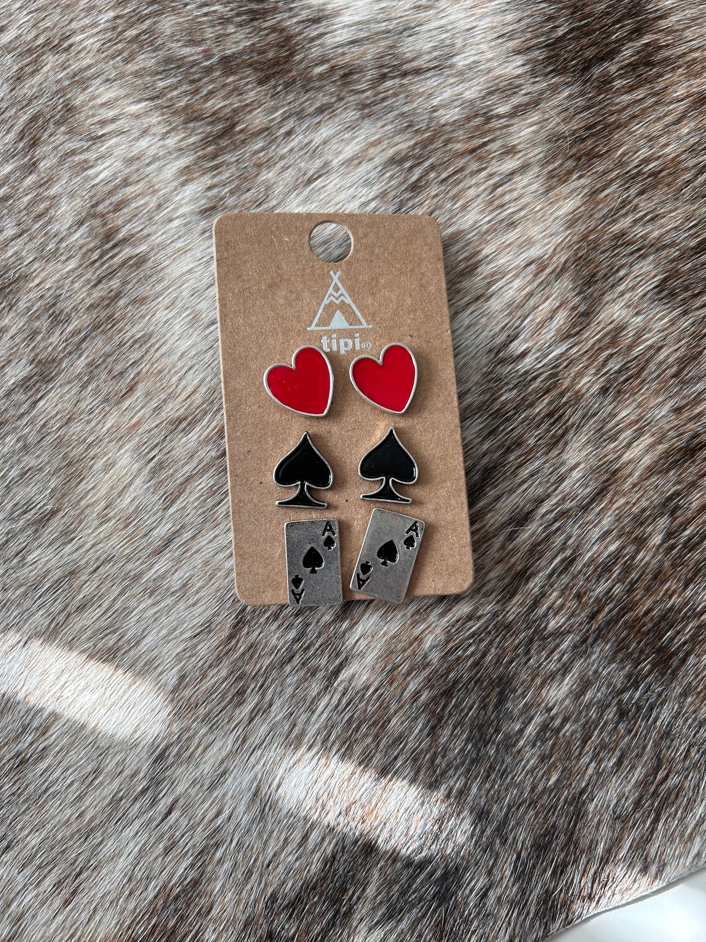 Hearts and Game Earring Pack