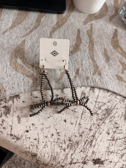 Copper Bow Pearl Hang Earrings